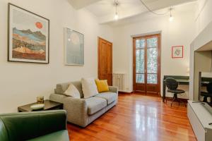GuestHost - M1 Dante Elegant Apartment Torino