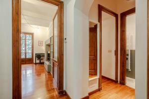 GuestHost - M1 Dante Elegant Apartment Torino