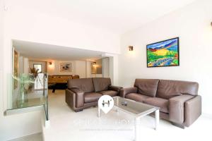 SELECTsoHOME - Villa avec piscine, spa et babyfoot pour 10 personnes à proximité de la plage dAiguebelle ! - 5 ETOILES - VILLA MANDARINIERS