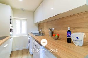 SELECTsoHOME - Le Lavandou à Vos Pieds - Appartement Rénové en Centre-Ville !- MARINA-5