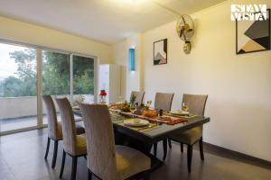 StayVista at Anandam Lake Villa - Khadakwasla