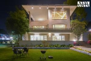 StayVista at Anandam Lake Villa - Khadakwasla