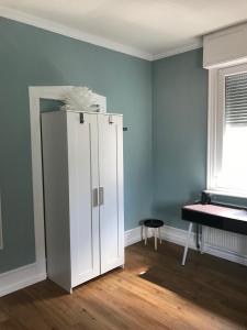 private Zimmer im Serviced Apartment - mit wöchentlicher Reinigung