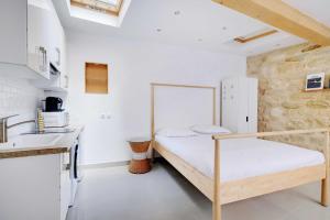 Central studio between Montmartre and Moulin Rouge