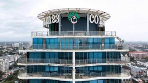 MARINE DRIVE - BEACH FRONT LUXURY PENTHOUSE by NIOTEL