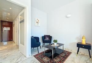 Nestor&Jeeves - STUDIO ROYAL LUXEMBOURG - Central - Swimming pool on roof