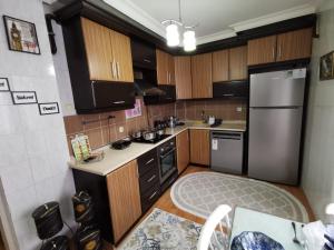 2Ege Üniversitesi ve hastanesine çok yakın Aileye ve Firmaya uygun