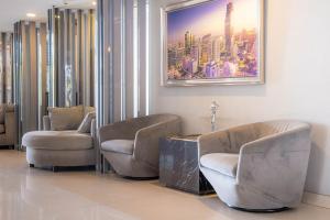 芭提雅瞰海无边泳景泳池健身房公寓 直达海滩椰子树旁