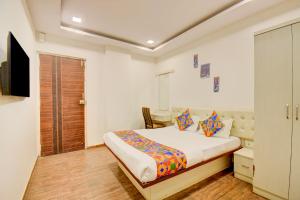 Via 24K Inn - Nr Manipal Hospital