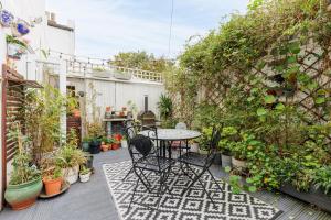 Bright 2BR Garden Flat in South Norwood