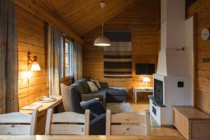 Jeris Lakeside Resort