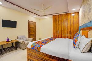 Hotel Angel Pink Residency Near EDM Mall, Kaushambi Delhi