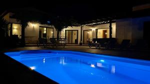 Villa spacieuse et lumineuse avec piscine Chauffée