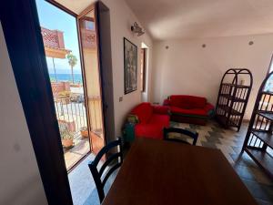 Terrazza sul mare a Nizza di Sicilia near Taormina