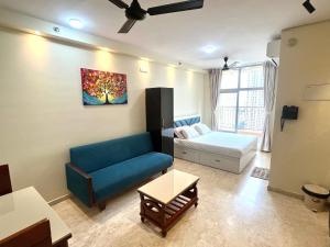 Lakefront AC Balcony LakeView Studio Apartment at Hiranandani Estate, Thane