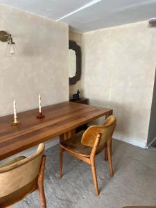 The Sandwich Hideaway