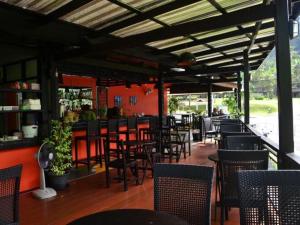Khaolak C-nior Bungalows