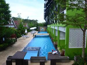 Khaolak C-nior Bungalows