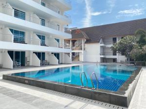 Pinnacle Grand Jomtien Resort and Beach Club