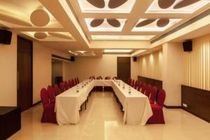 Hotel Anantha Executive Suites