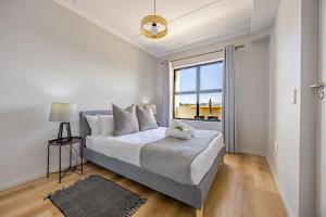 Contemporary Modern 1 Bedroom- Blouberg