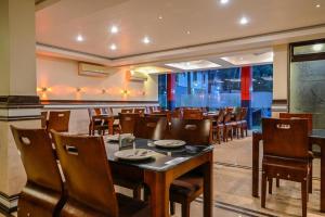 Resort The Karishma Grand