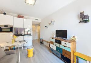 Nestor&Jeeves - FIORI SALEYA - Old town - Close sea