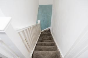Contractor, Professional and Family Stays near Coventry University, City Centre & Hospital