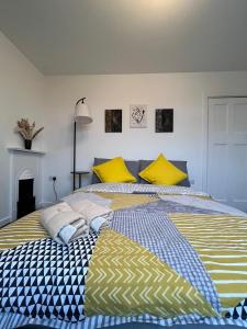 2-Bed Family House Nr Nottingham City Hospital, Arnold, Mansfield with Free WiFi