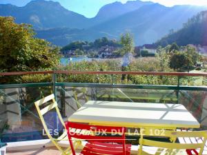 Les Roseaux du Lac - 7 appartements situés dans une résidence posée au bord du lac dAnnecy