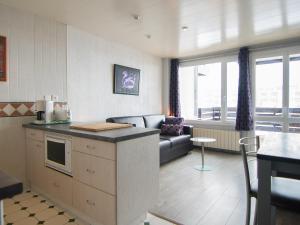 Studio ski aux pieds à Tignes, balcon sudouest - FR-1-449-79