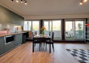 Terrasse, appartement rénové dans le 15e arr