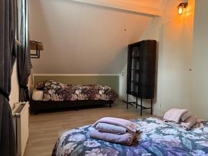 Pure Wellness 121 with Hottub - Massage