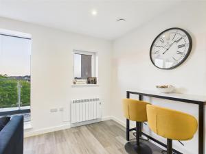 Relaxing Cooden Escape Stylish 3 Bed Flat