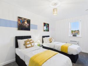 Relaxing Cooden Escape Stylish 3 Bed Flat