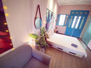 BLUE ROOM with BALCONY