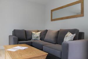 Honeysuckle Cottage with Hot Tub Park Facilities