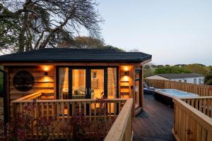 The Spinney Treehouse Park Facilities