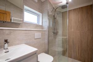 The Spinney Treehouse Park Facilities