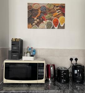 Westfield Gardens Apartment - 3 bedrooms