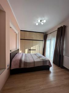 Advace Real Estate 7