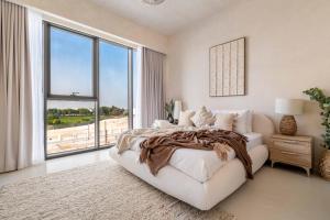 Serene 1BR Retreat with Pool & Gym by Safa Park