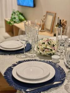 2 quartos beira-mar pé na areia do Bessa AH109