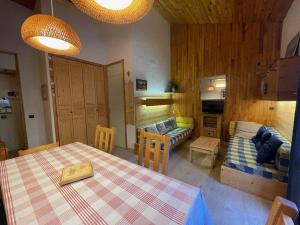 Confortable appartement 3 pièces, accès direct pistes, Valmorel - FR-1-356-183