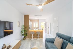 Cubos Oasis Lauro Golf Apartment