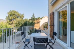 Appartement N°2 - Piscine Partagée