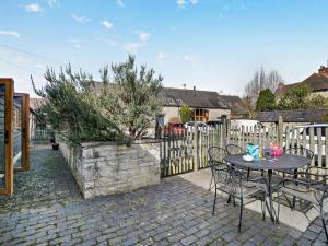 The Milking Parlour - Cottage within farm grounds