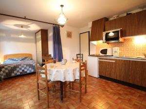 Studio spacieux 4 pers, lit double, pistes, parking - FR-1-572-146