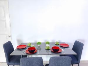 2BR SeaView Retreat At Mansion1