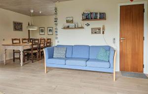 2 Bedroom Awesome Home In Hejls